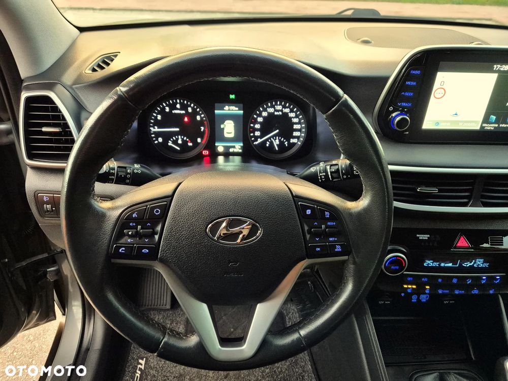 Hyundai Tucson 1.6 GDI BlueDrive Comfort 2WD - 27