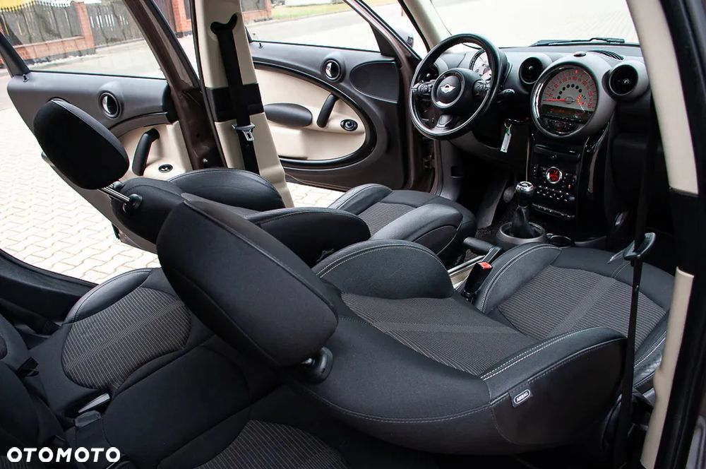 MINI Countryman Cooper D Park Lane - 23