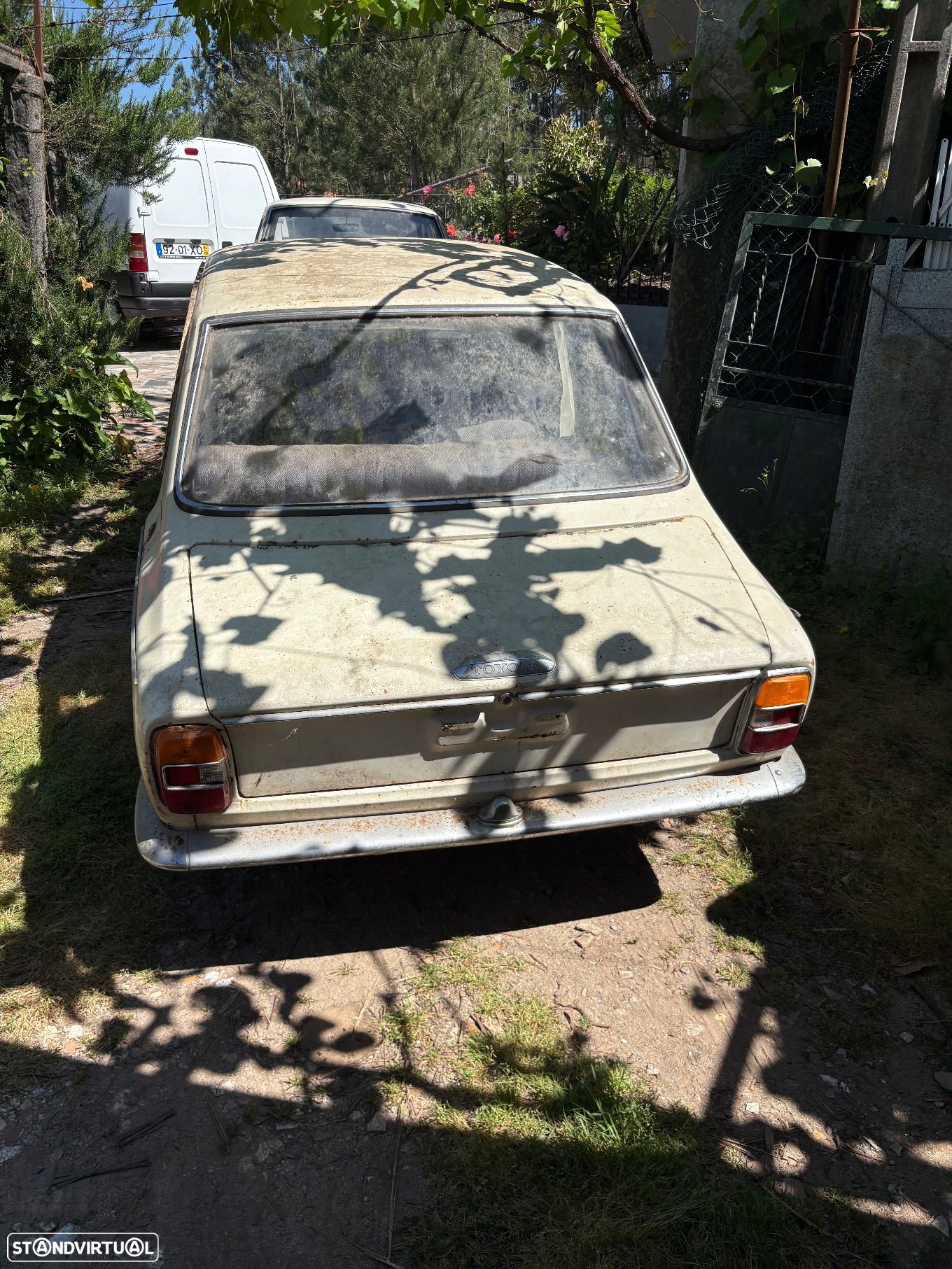 Toyota Corolla - 13