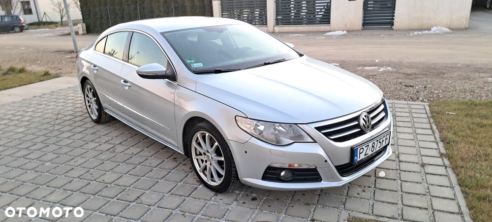 Volkswagen Passat CC - 1
