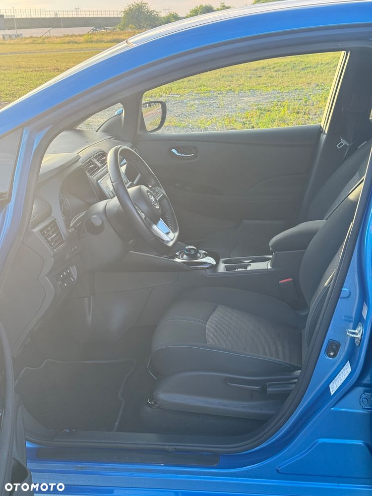 Nissan Leaf - 16