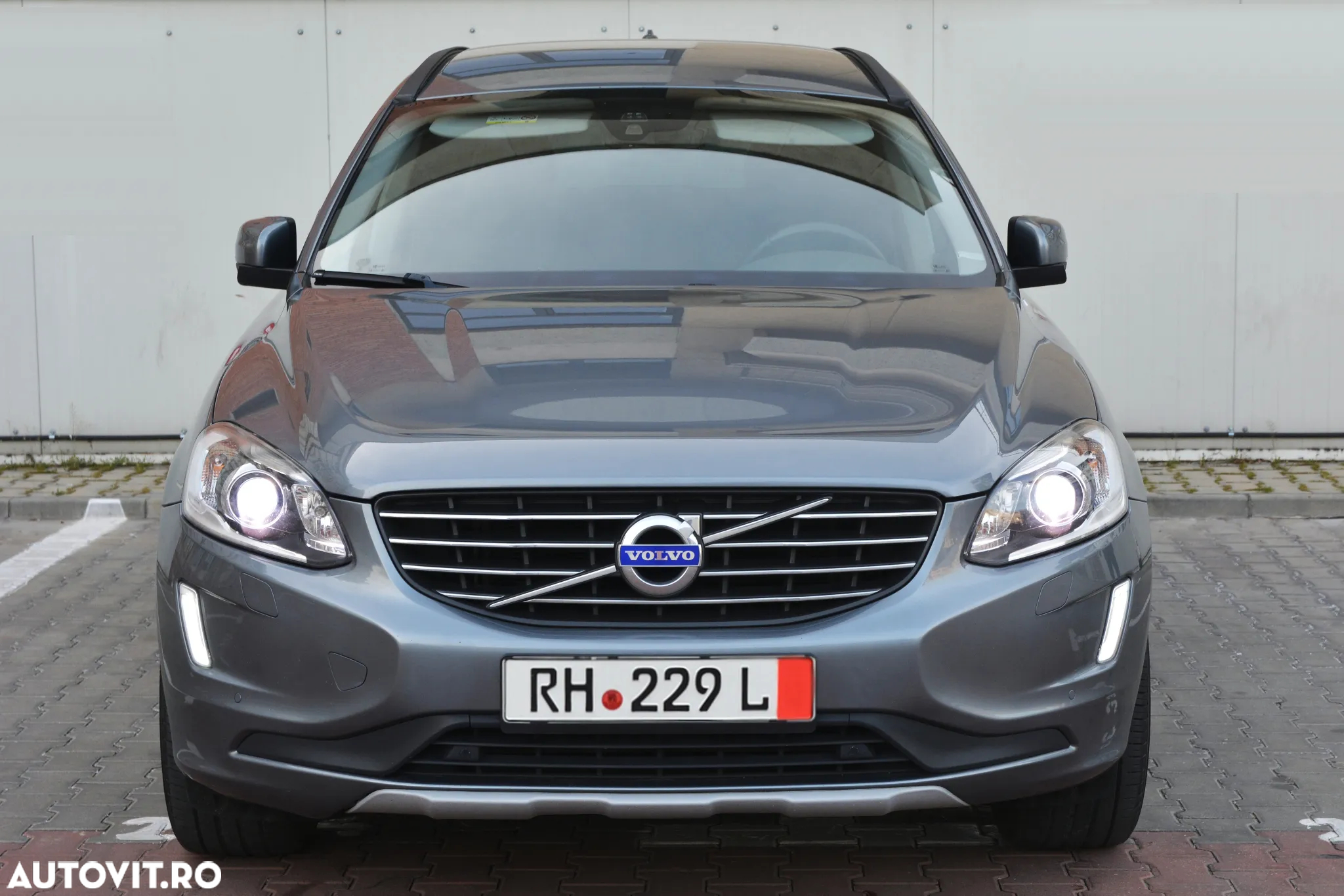 Volvo XC 60 D3 Geartronic Momentum - 3
