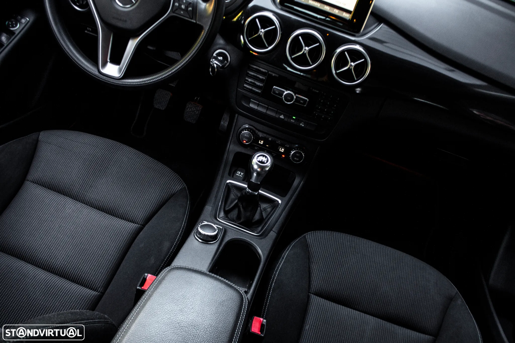 Mercedes-Benz B 180 CDi BlueEfficiency - 34
