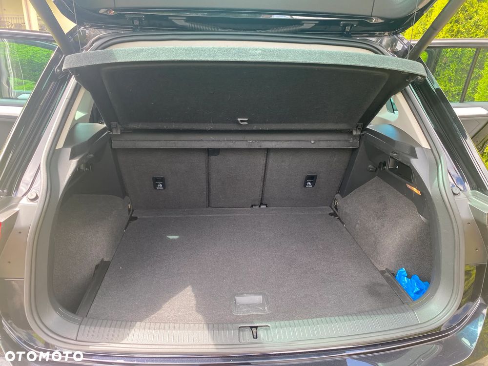 Volkswagen Tiguan 2.0 TDI SCR Elegance - 27