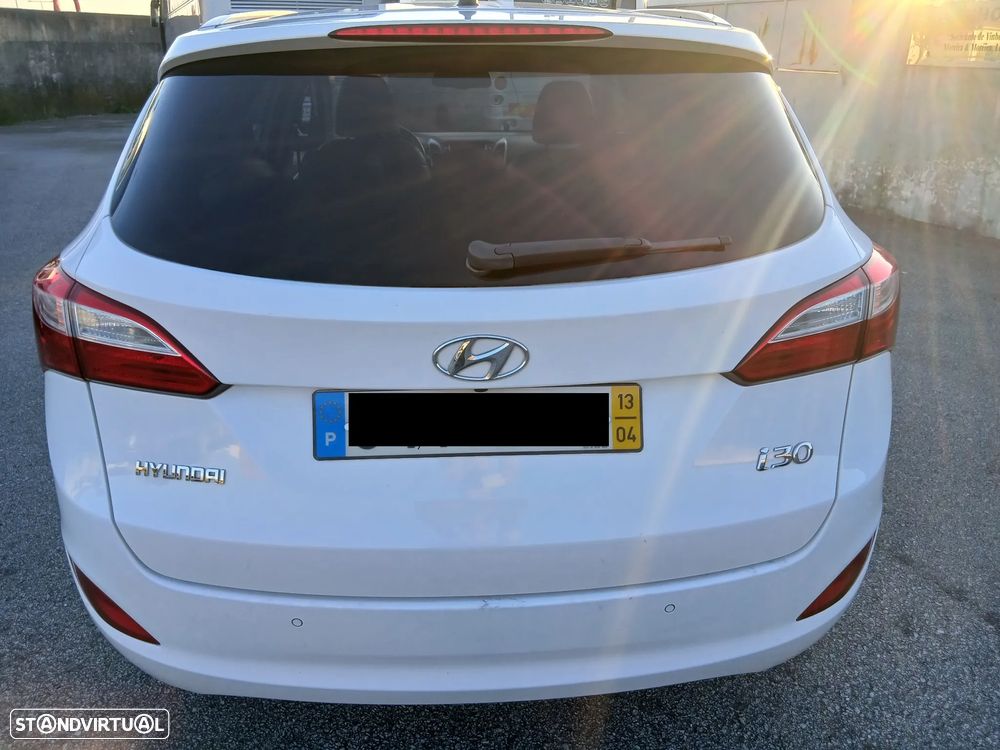 Hyundai i30 CW 1.6 CRDi Comfort - 6