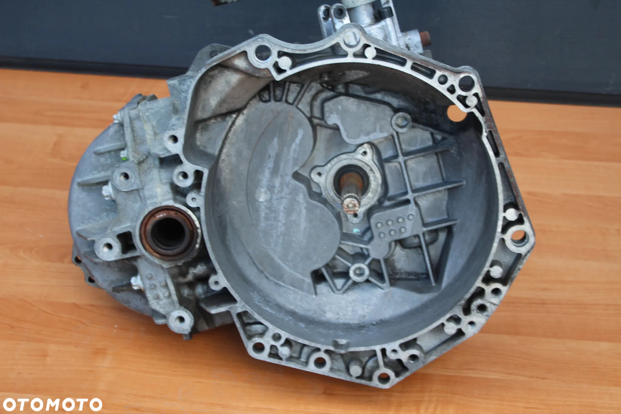 SKRZYNIA BIEGÓW OPEL ASTRA H ZAFIRA B 2.0 TURBO M32 !!! PO REGENERACJI !!! - 2