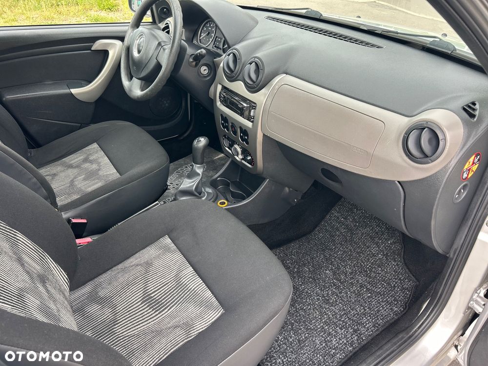 Dacia Sandero 1.4 MPI - 10