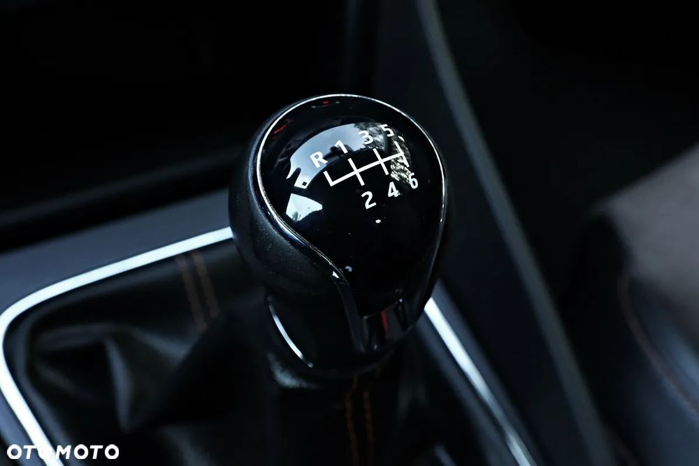 Seat Leon 2.0 TDI X-Perience S&S 4Drive - 27