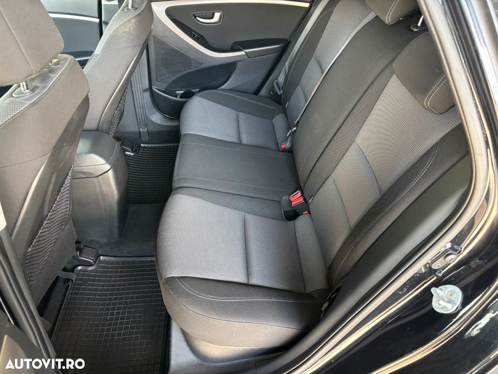 Hyundai i30 - 28