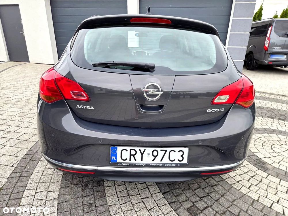 Opel Astra - 8
