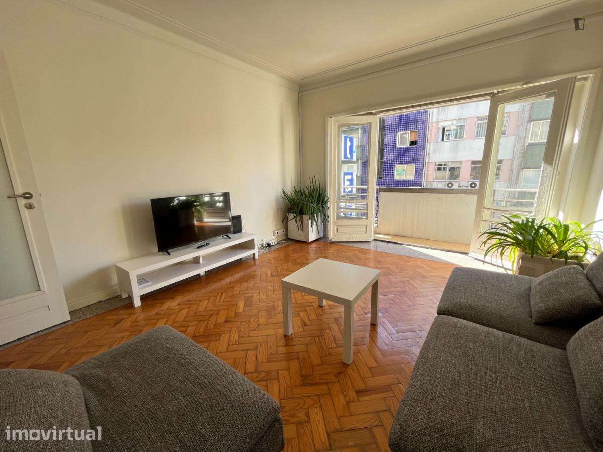 Quarto - localizado em Cedofeita Porto - Grande imagem: 5/29