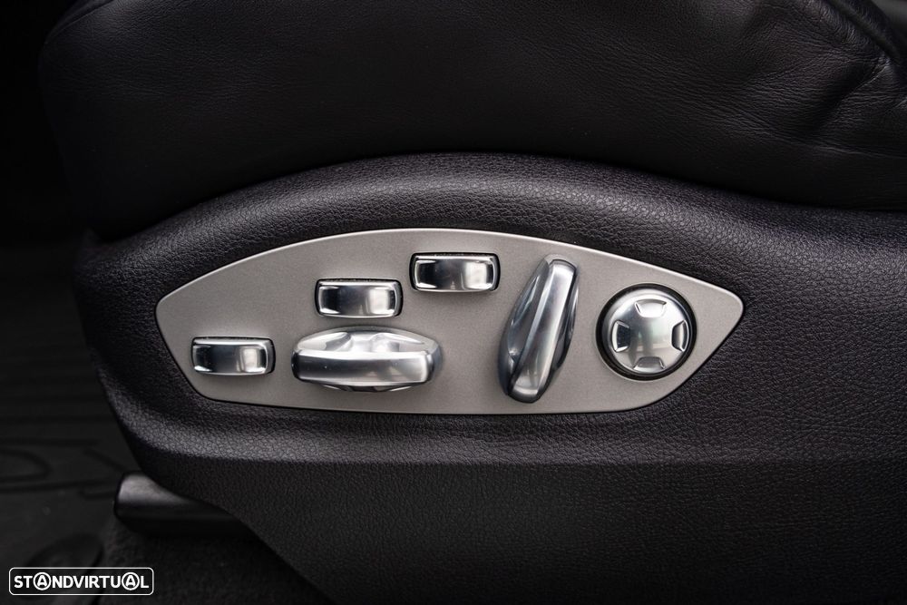 Porsche Macan Turbo - 20