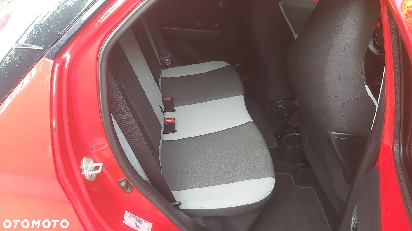 Toyota Aygo x-play - 27