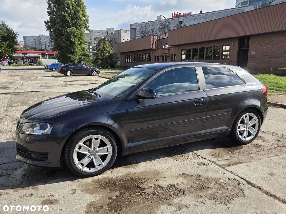 Audi A3 3-drzwiowe 1.6 TDI DPF Ambition - 3