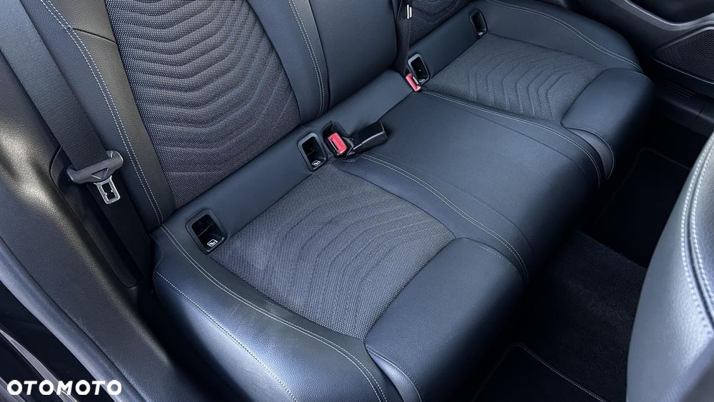 Mercedes-Benz CLA - 28