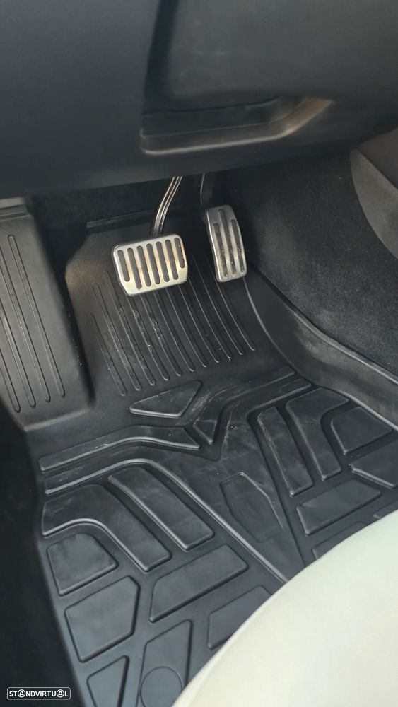 Tesla Model 3 Long-Range Dual Motor AWD - 20