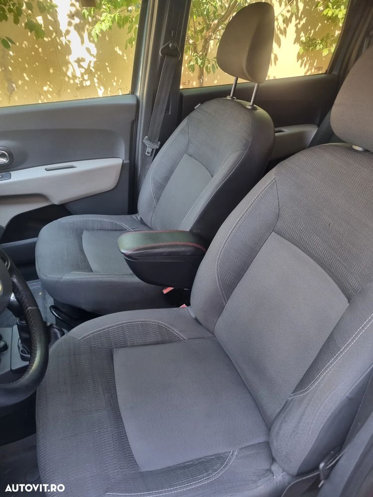Dacia Lodgy dCi 110 Prestige - 9