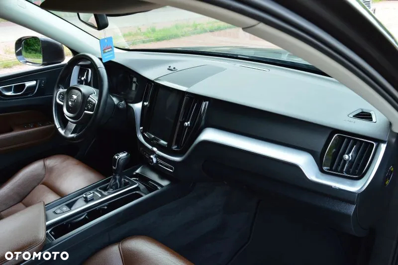 Volvo XC 60 D3 Momentum - 23