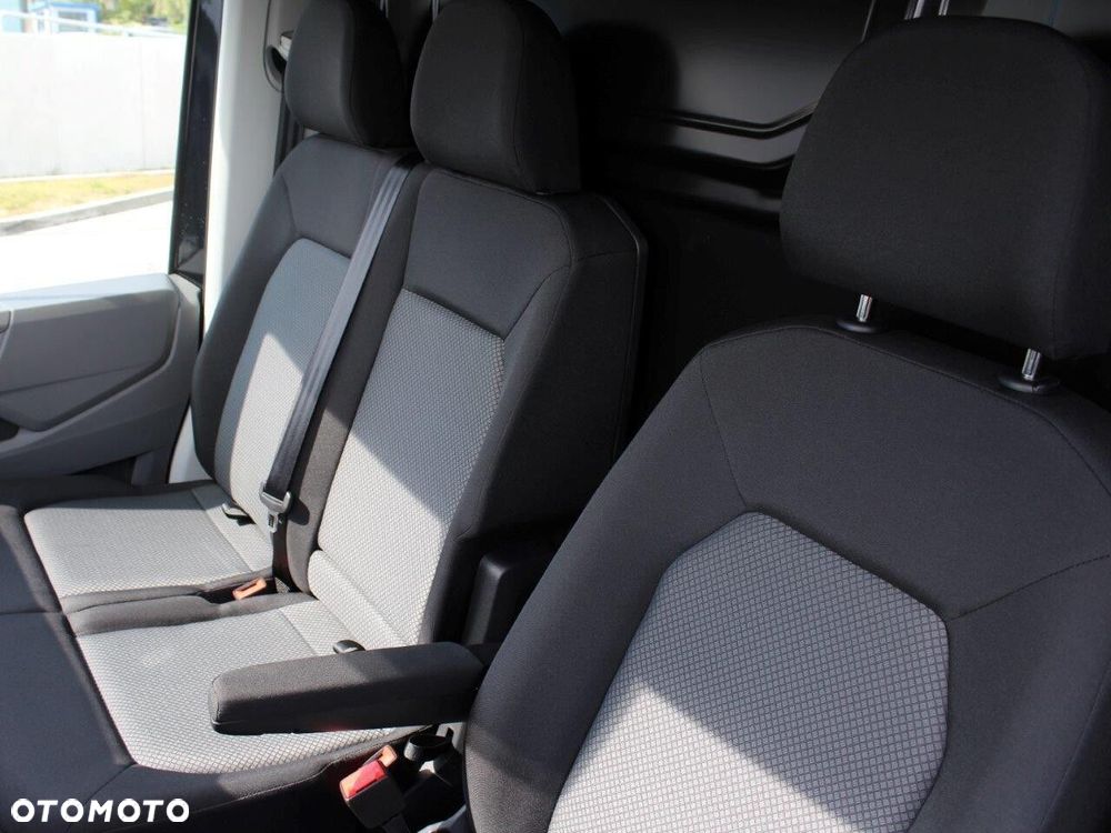 Volkswagen Crafter 35 Furgon 2.0 TDI - 14