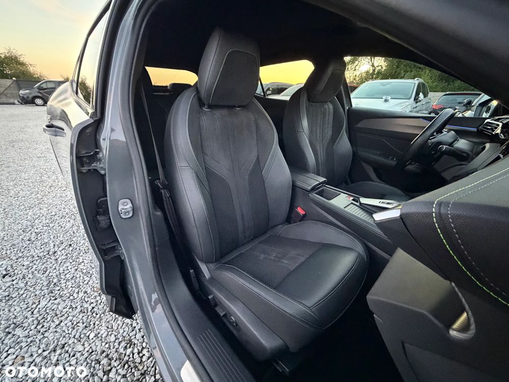 Peugeot 408 225 e-DSC7 GT - 36