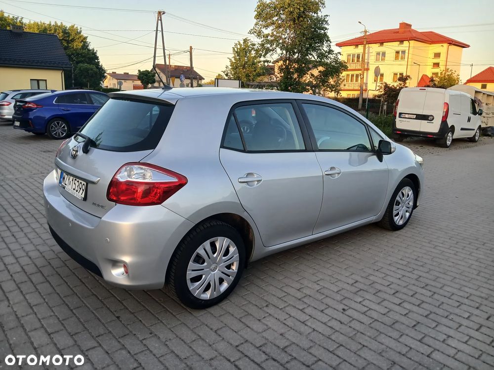 Toyota Auris - 9