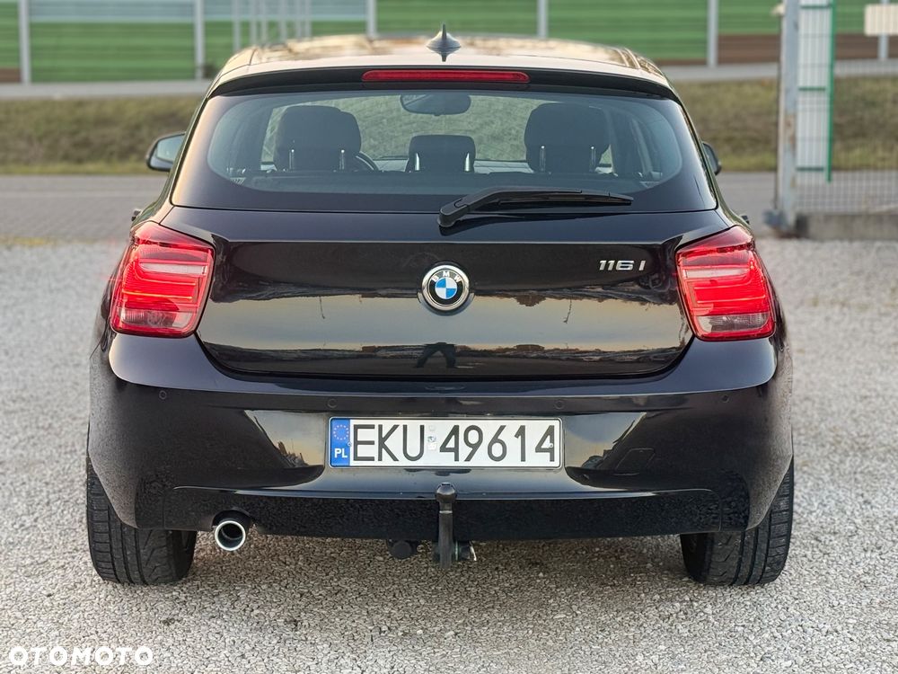 BMW Seria 1 116i - 12