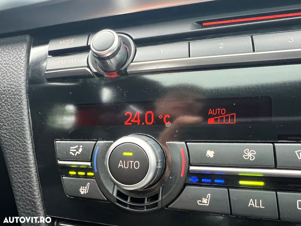 BMW Seria 7 750Li Aut. - 31