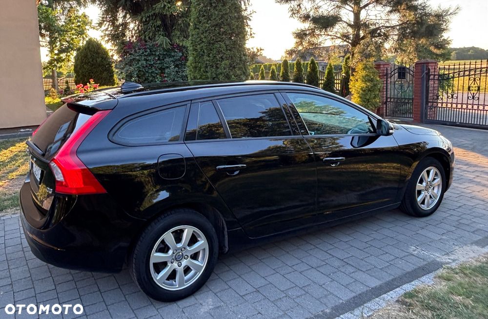 Volvo V60 D4 Business Edition - 18