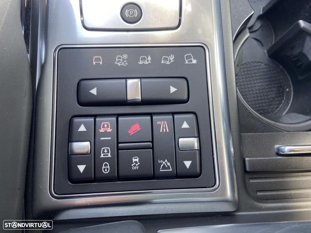 Land Rover Range Rover Sport 3.0 SDV6 HSE - 32