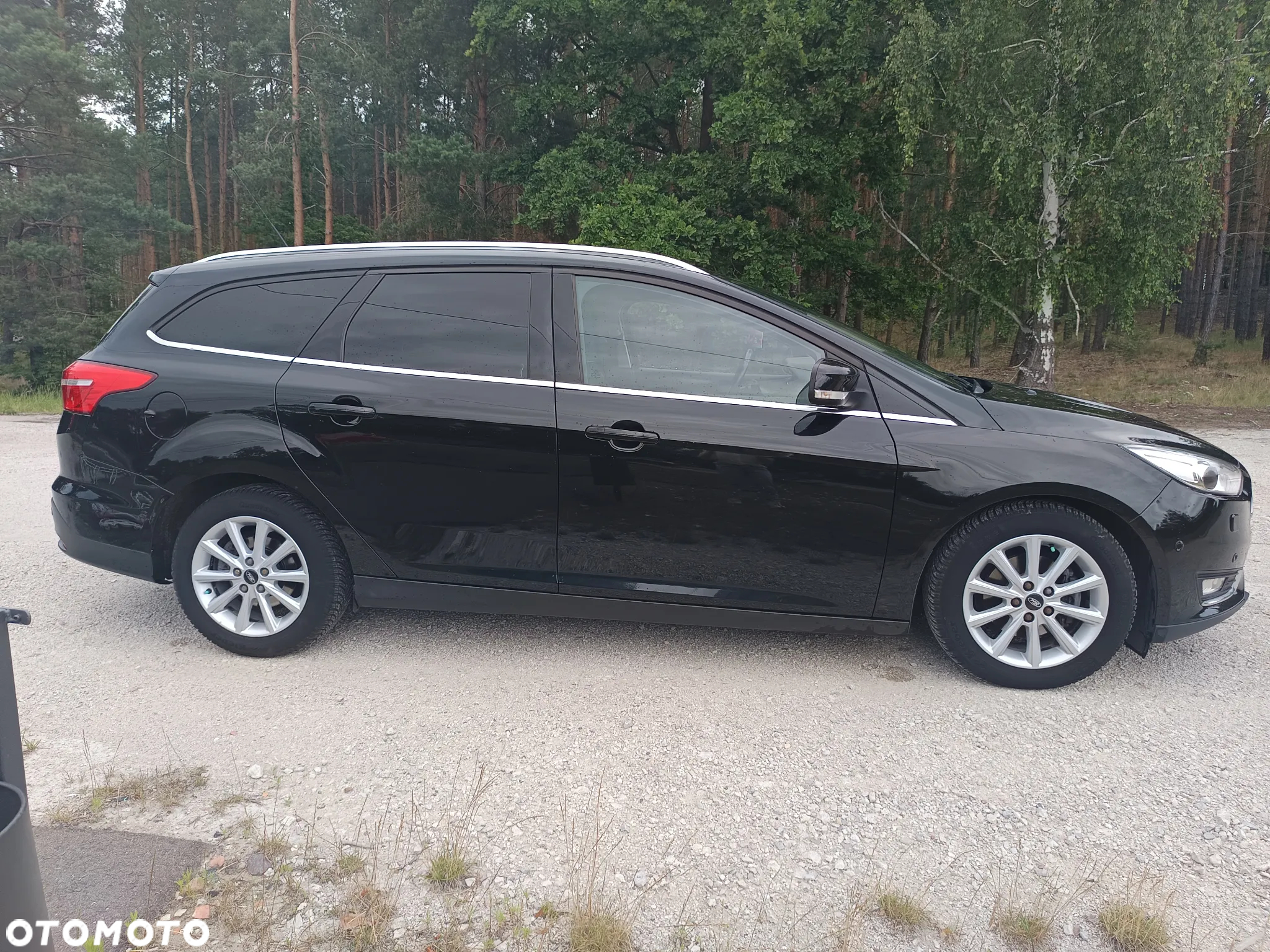 Ford Focus Turnier 1.5 EcoBlue Start-Stopp-System TITANIUM - 5