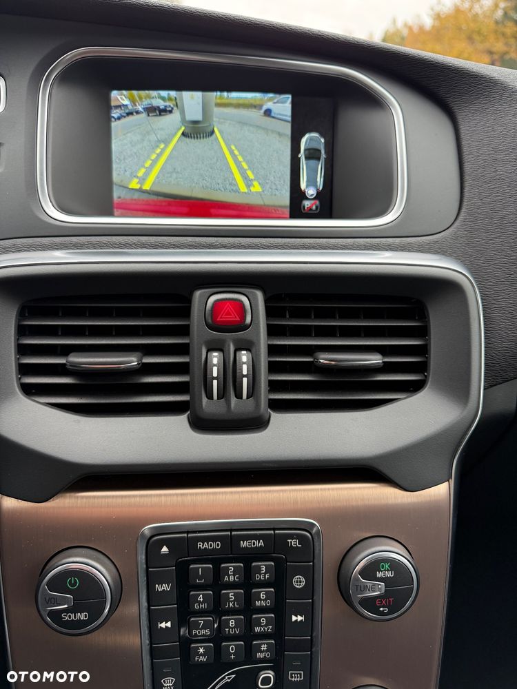 Volvo V40 Cross Country 2014