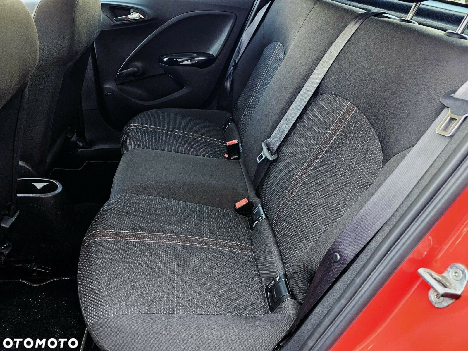 Opel Corsa 1.4 Cosmo - 12