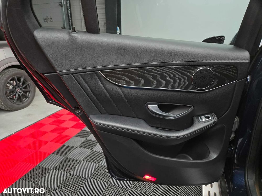 Mercedes-Benz GLC Coupe 250 d 4Matic 9G-TRONIC AMG Line - 20