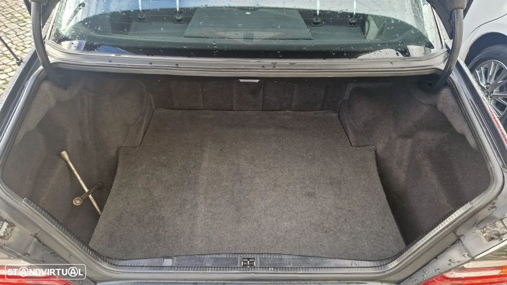 Mercedes-Benz 200 ver-d - 23