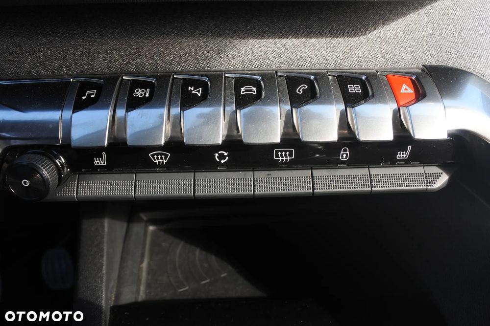 Peugeot 3008 PureTech 130 Stop & Start Allure - 16