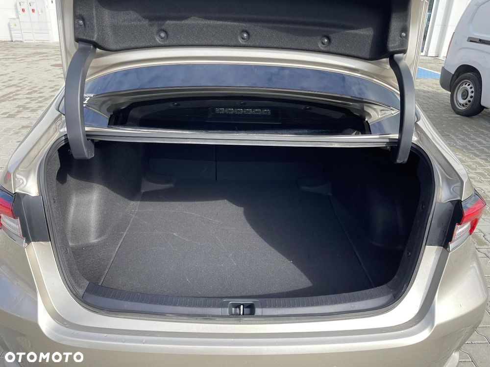 Toyota Corolla - 11