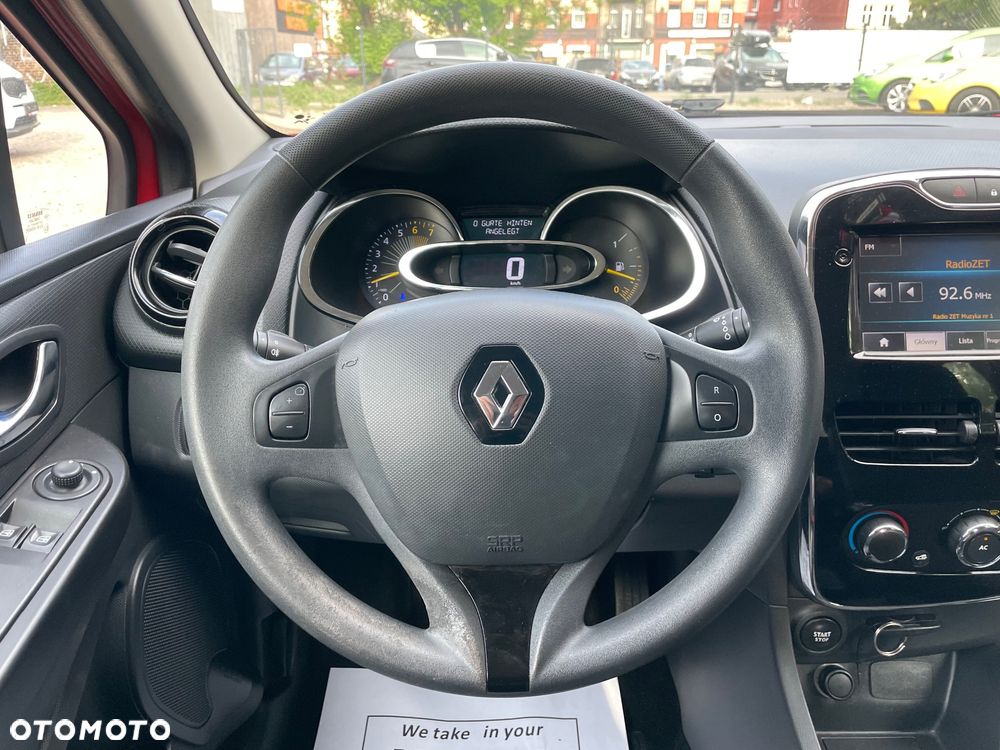 Renault Clio - 21