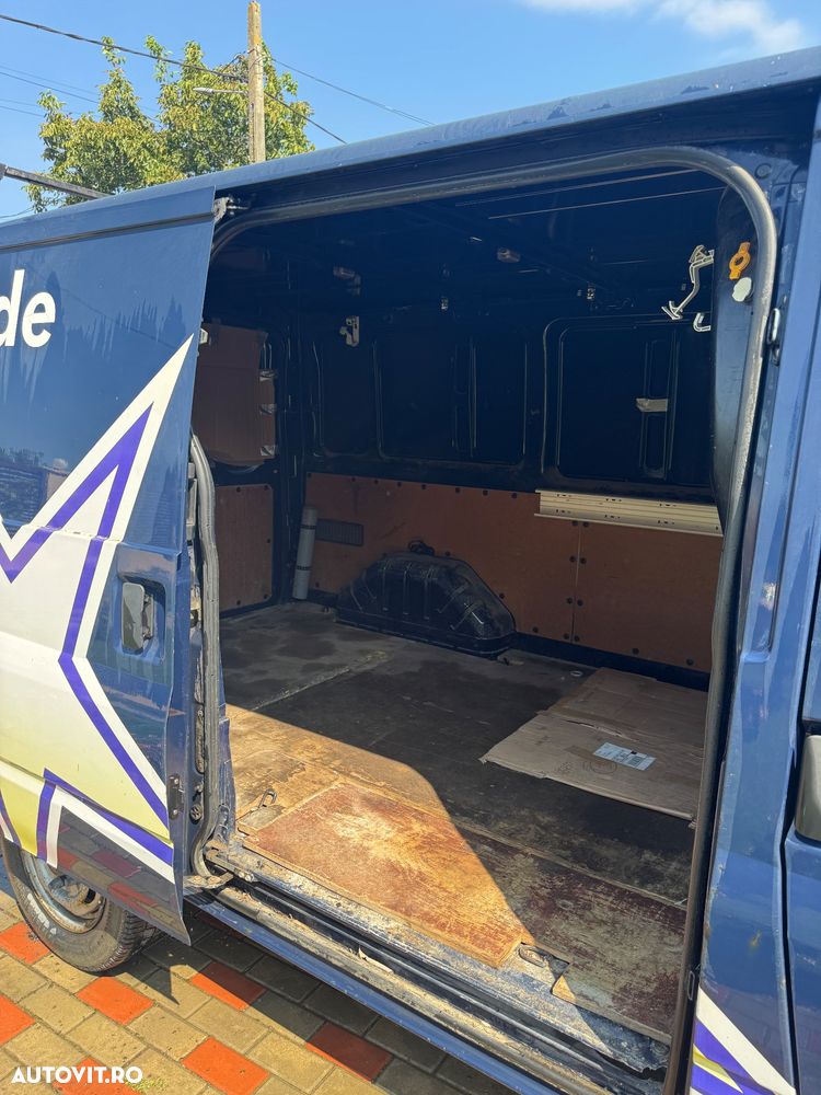 Ford Transit - 6