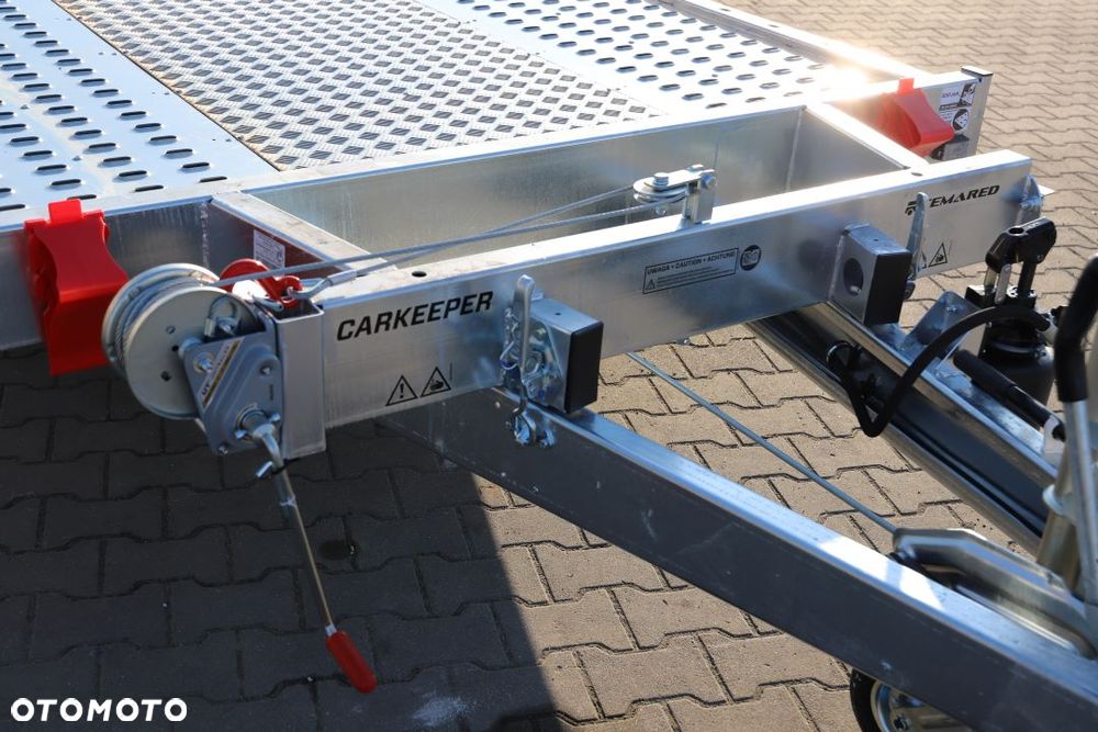 TEMARED /MARTZ CARKEEPER 5820/3 3,5T 580x207cm, Uchylna hydraulicznie , Wypełnienie blachą alu, 3 osie, DMC 3500kg ,koła 10C - 10