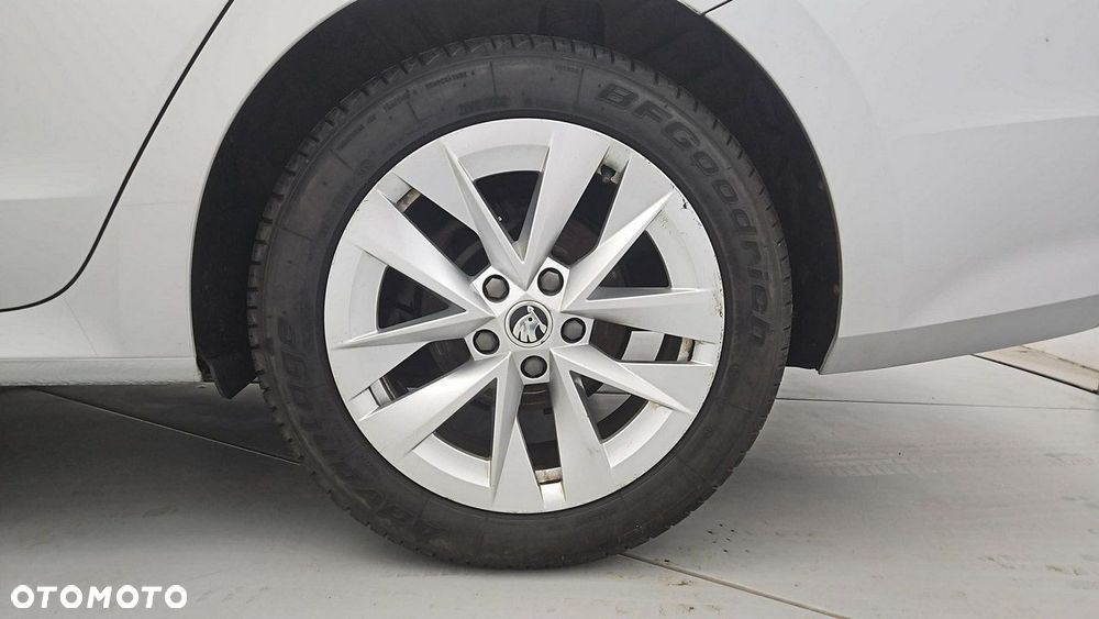 Skoda Octavia 2.0 TDI Ambition - 17