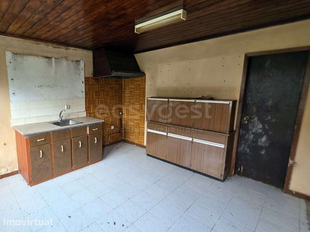 Moradia para Recuperar com Terreno - Madalena, Ilha do Pico - Grande imagem: 4/13