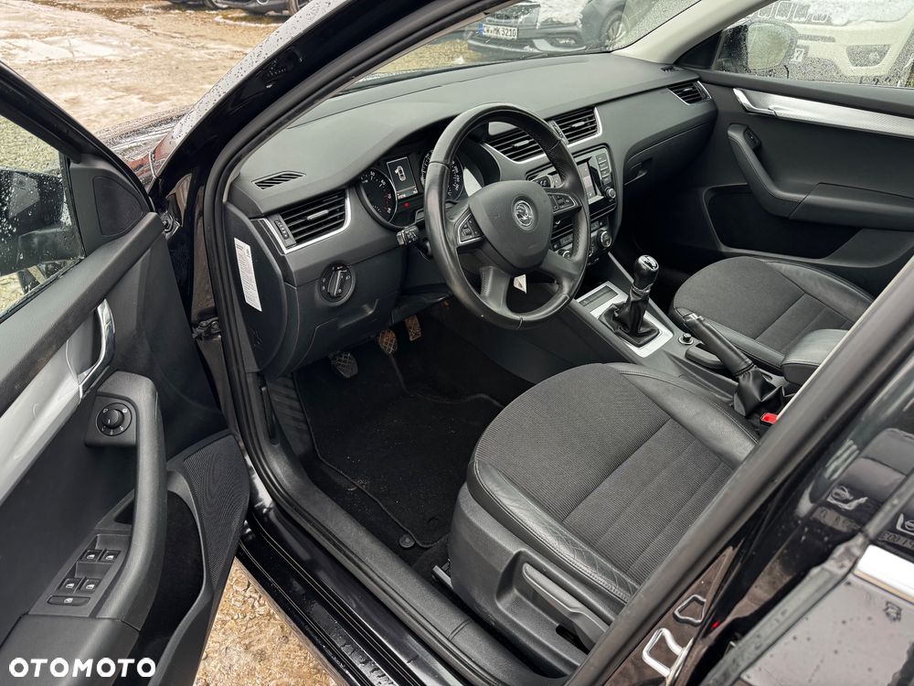Skoda Octavia 1.4 TSI Ambition - 23
