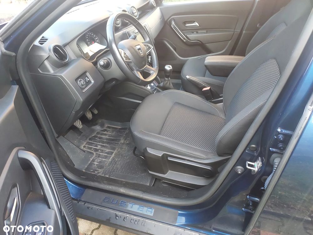 Dacia Duster 1.6 SCe Laureate S&S - 8