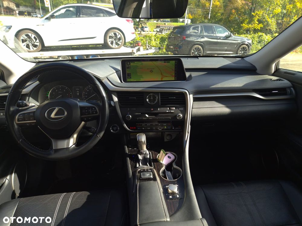 Lexus RX 450h (hybrid) - 13