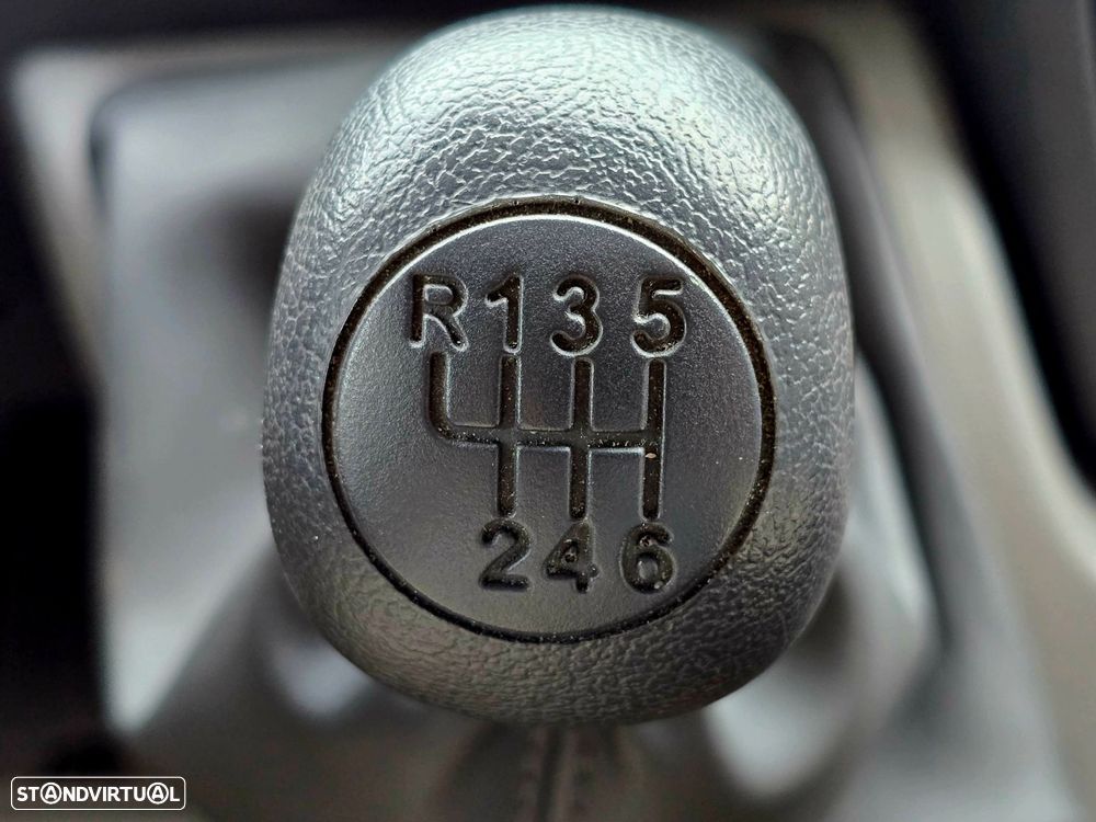 Fiat Ducato BURSTNER CAMA TRANSVERSAL - 16