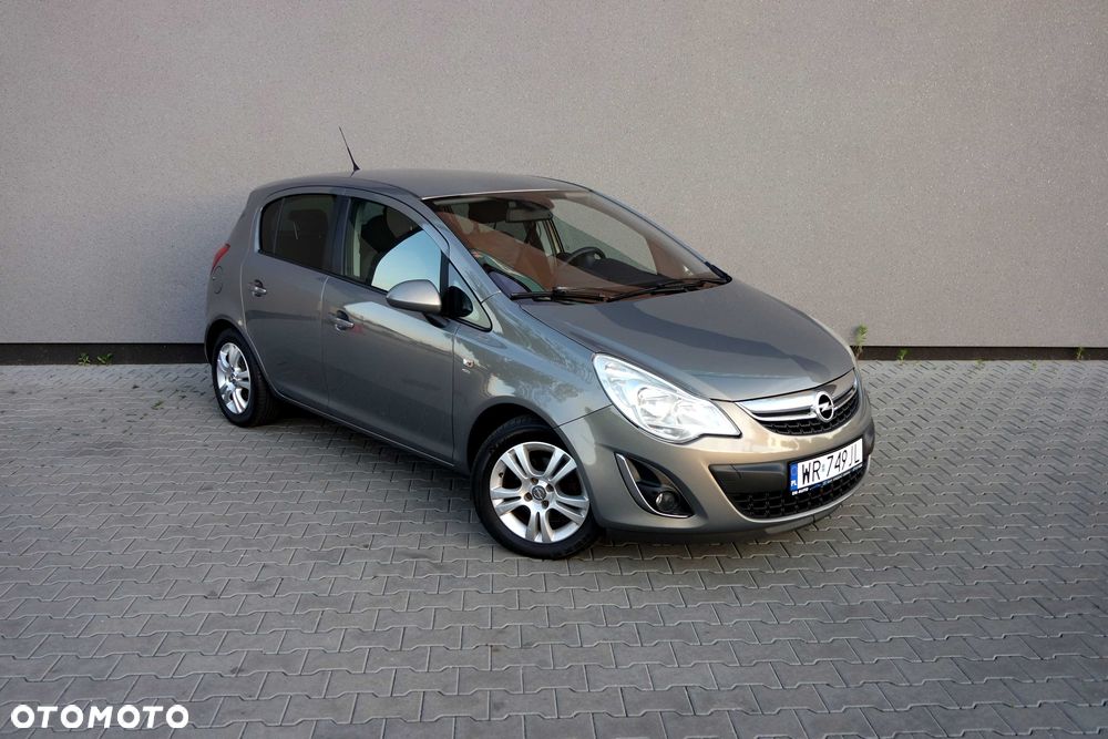 Opel Corsa - 1