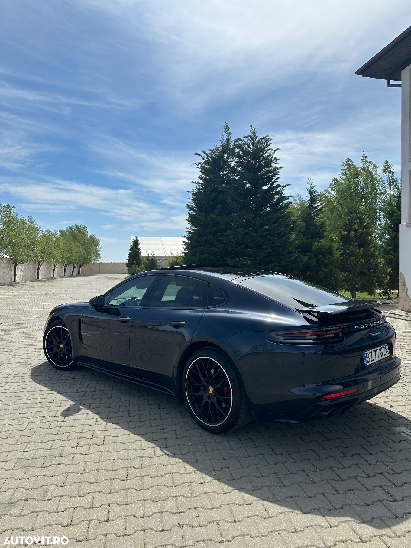 Porsche Panamera 4S - 3