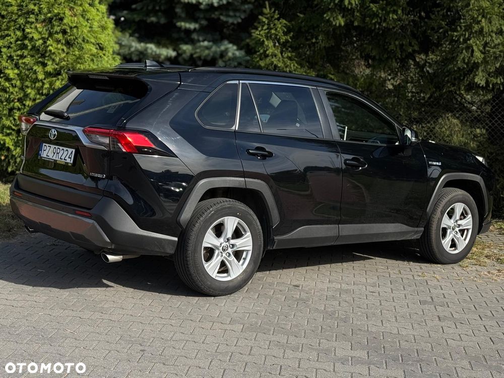 Toyota RAV4 - 6