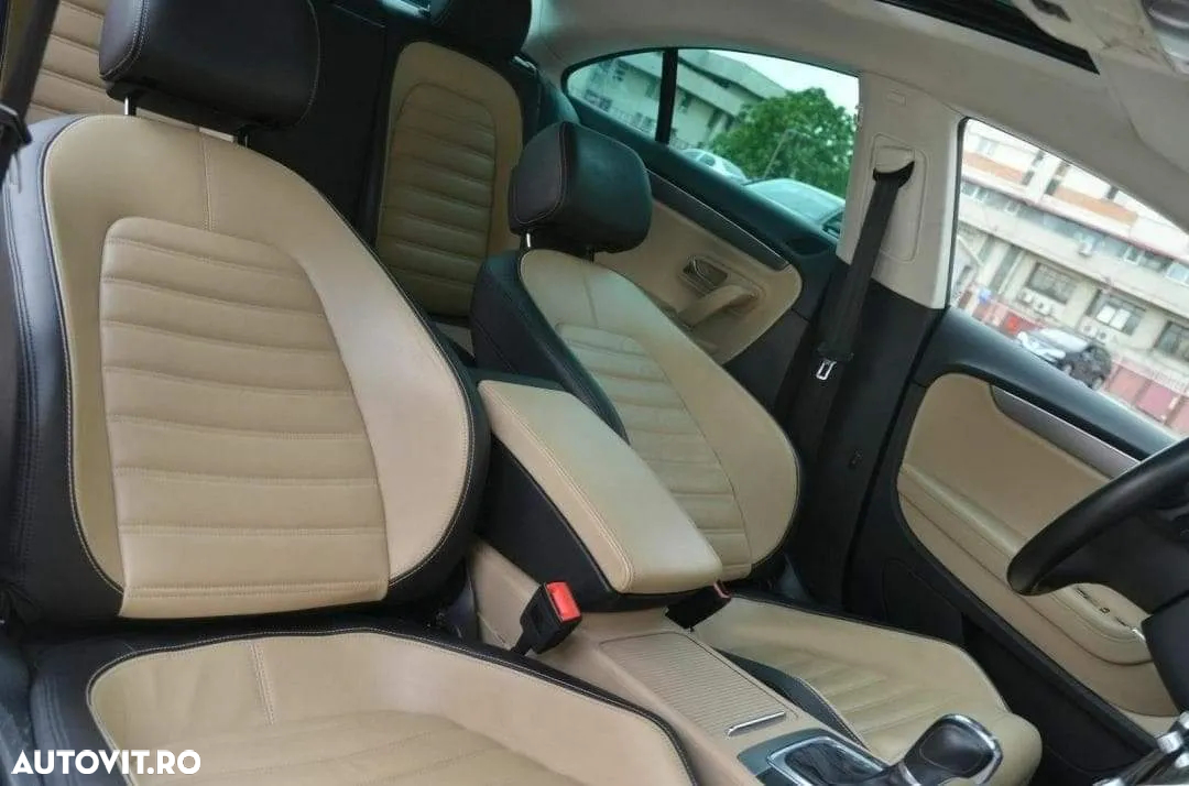 Volkswagen Passat CC 2.0 TDI BlueMotion Technology DSG - 9