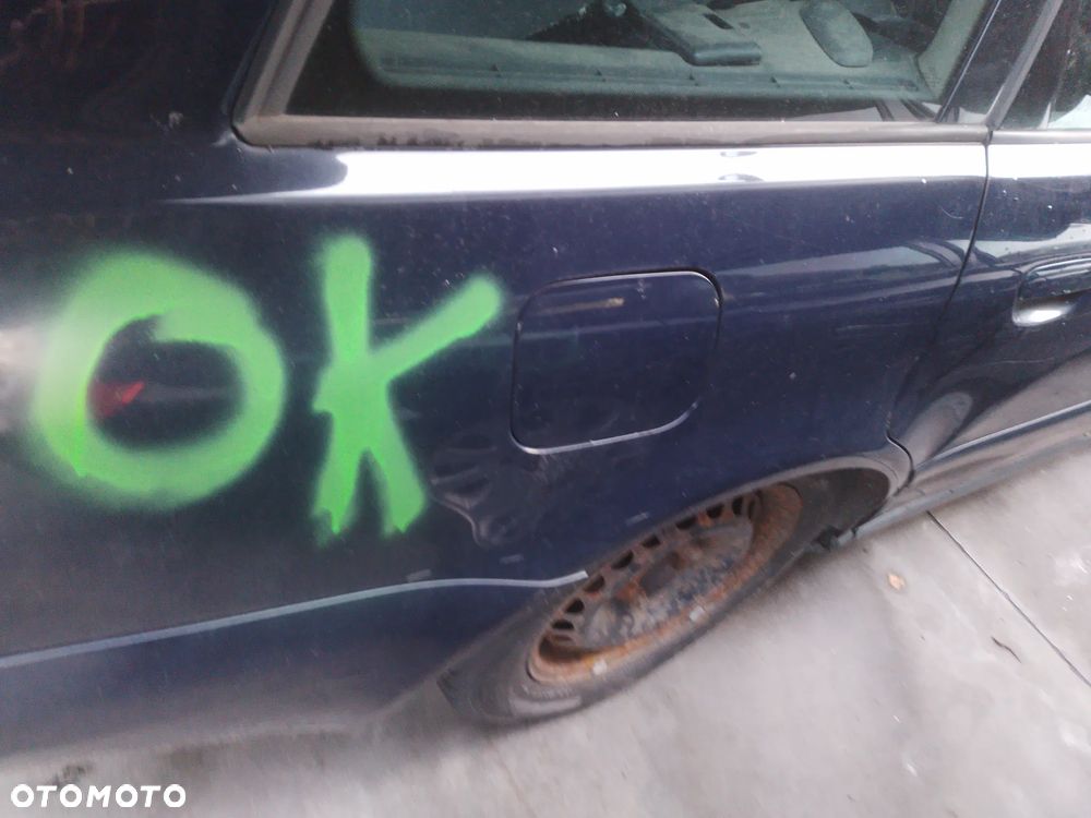 AUDI A4 B5 KOMBI 99-01  1.9 AJM   LAMPA TYŁ PRAWA LEWA - 15